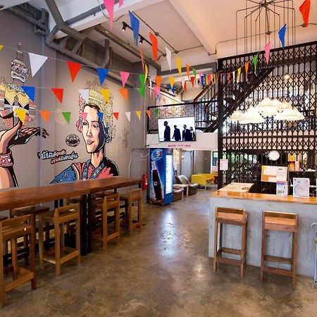 Puck Hostel Bangkok Eksteriør billede