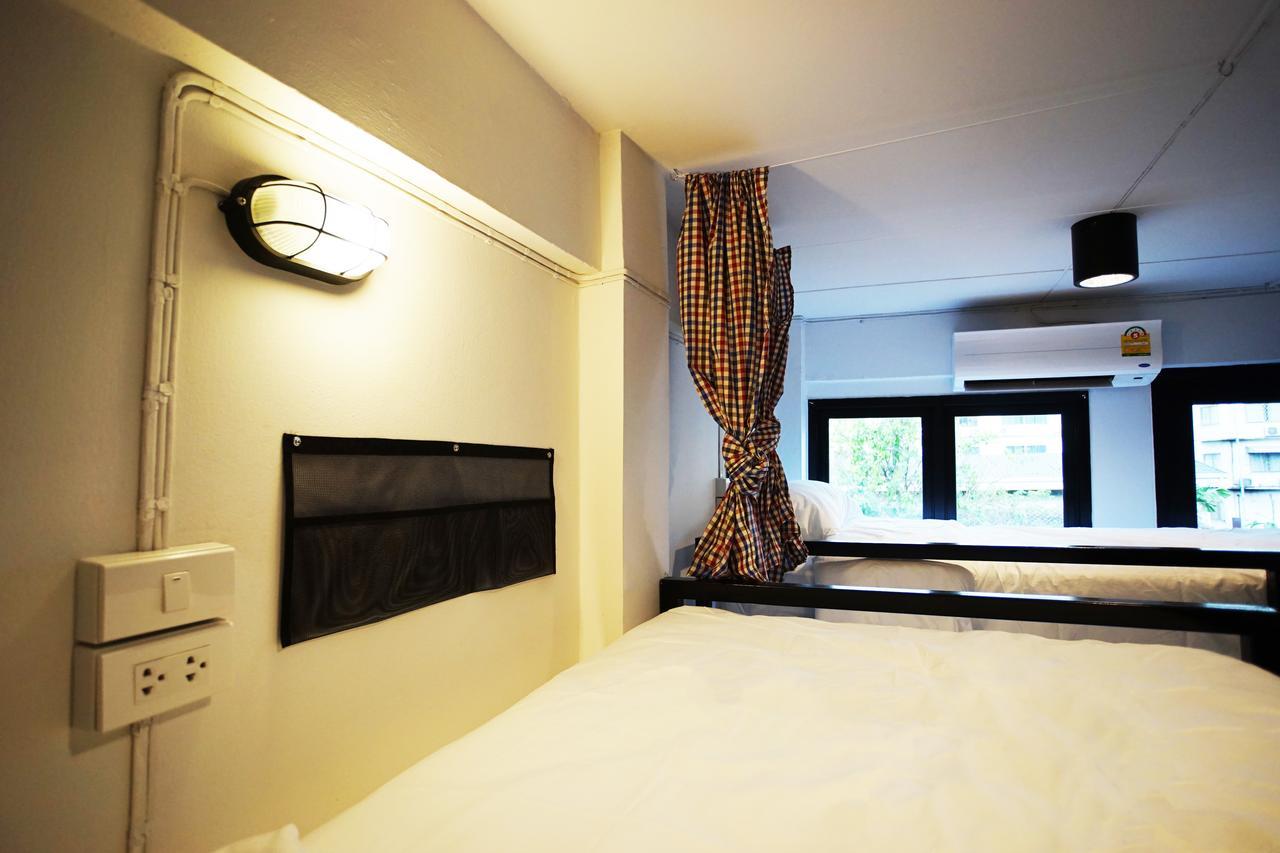 Puck Hostel Bangkok Eksteriør billede