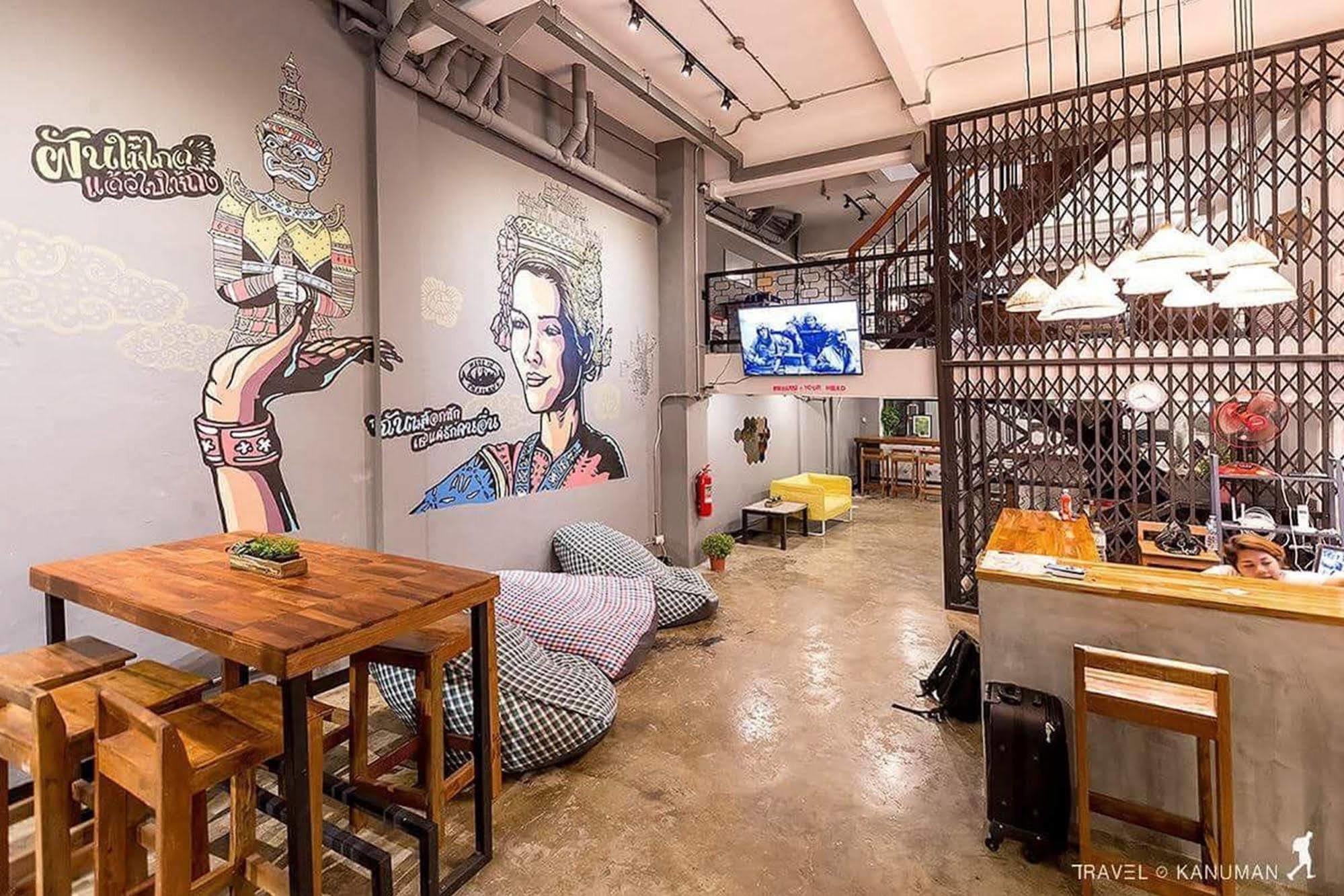 Puck Hostel Bangkok Eksteriør billede
