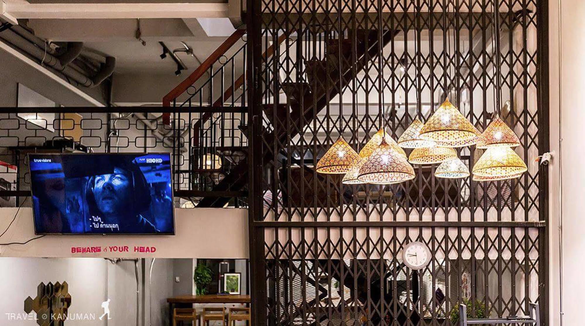 Puck Hostel Bangkok Eksteriør billede
