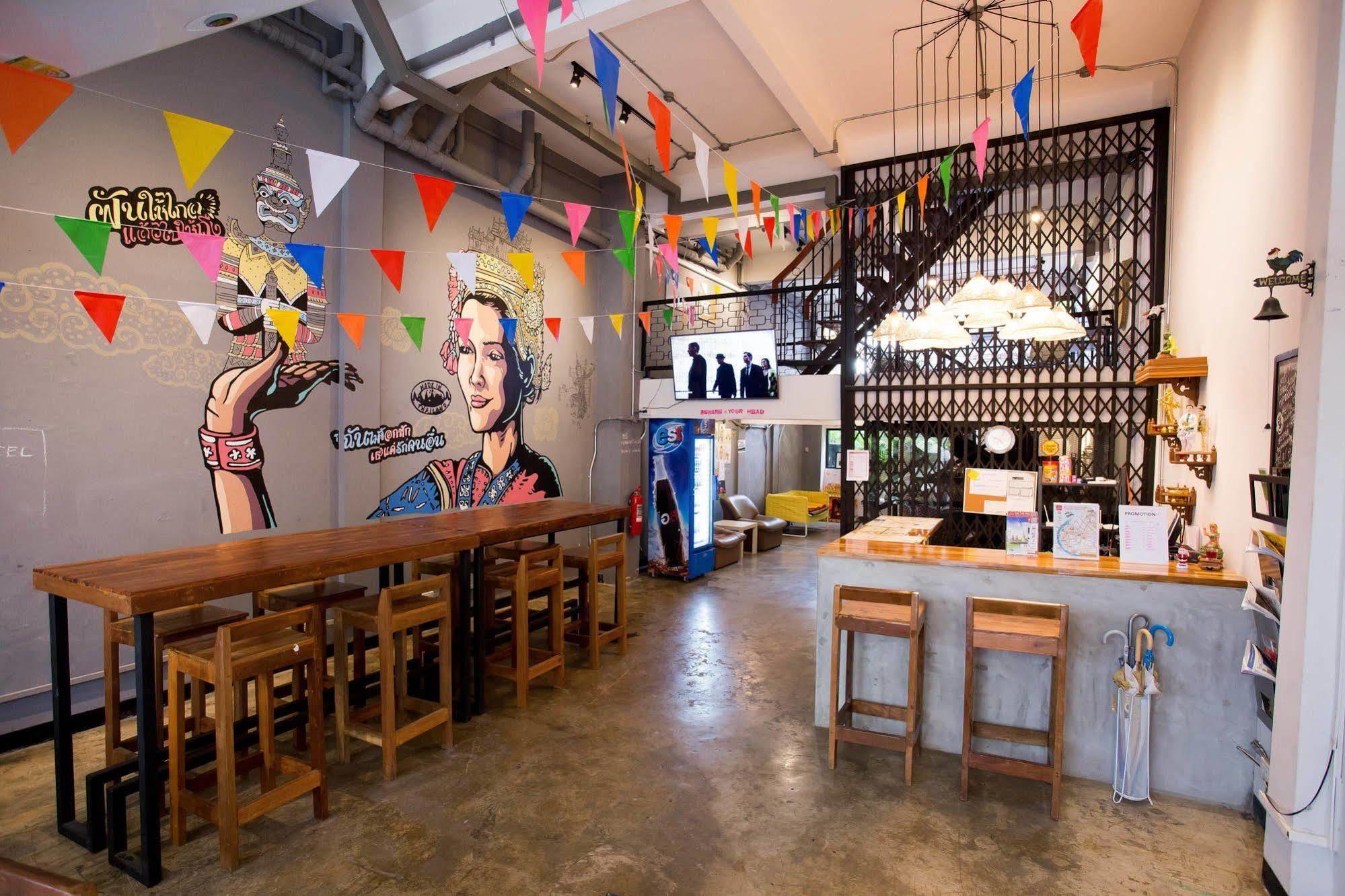 Puck Hostel Bangkok Eksteriør billede